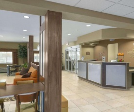 Microtel Inn & Suites by Wyndham Minot