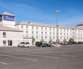 Sleep Inn & Suites Conference Center and Water Park