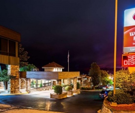 Best Western Plus Landing View Inn & Suites