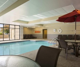 Embassy Suites Cleveland - Beachwood