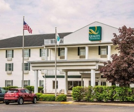 Quality Inn & Suites Bellville - Mansfield