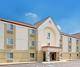 MainStay Suites Cincinnati Blue Ash