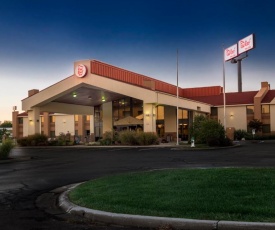 Red Roof Inn & Suites Cincinnati North-Mason