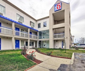 Motel 6-Columbus, OH - West