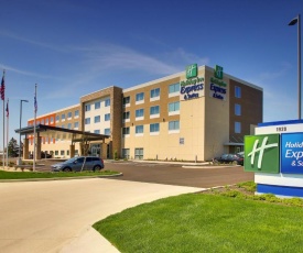 Holiday Inn Express & Suites Findlay North, an IHG Hotel