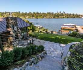 Little Log Cabin on Lake Washington