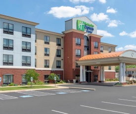 Holiday Inn Express & Suites - New Philadelphia Southwest, an IHG Hotel