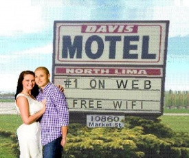 Davis Motel