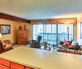 Lakeside Port Clinton Condo with Pool Access and View!