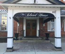 The Island House Hotel