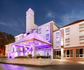 Best Western Plus Sandusky Hotel & Suites