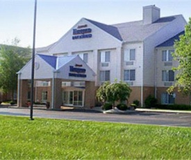 Fairfield Inn and Suites by Marriott Dayton Troy