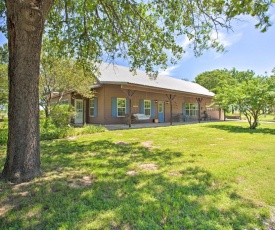 Beautiful Lake Murray Retreat Less Than 1 Mi to Lake!