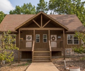 Magnolia Moon Cabin