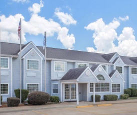 Microtel Inn & Suites by Wyndham Broken Bow