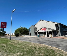 Econo Lodge Inn & Suites