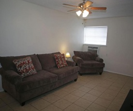 Apartment next to Fort Sill Entrance Gate