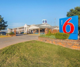 Motel 6-Lawton, OK