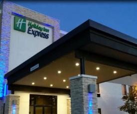 Holiday Inn Express & Suites - Oklahoma City Airport, an IHG Hotel