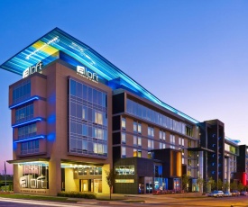 Aloft Oklahoma City Downtown – Bricktown