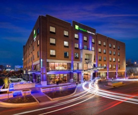 Holiday Inn Express & Suites Oklahoma City Downtown - Bricktown, an IHG Hotel