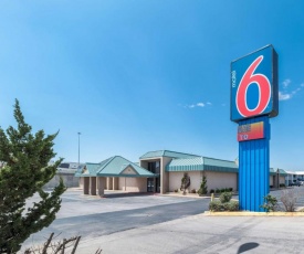 Motel 6-Oklahoma City, OK - Bricktown