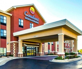 Comfort Inn & Suites Shawnee North near I-40