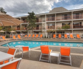 Ashland Hills Hotel & Suites