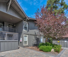 Abbot House #20 by Village Properties at Sunriver