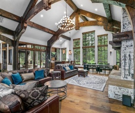 Sable Rock Manor by Village Properties at Sunriver