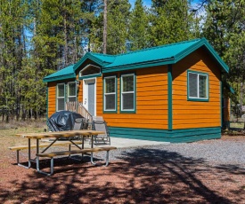 Bend-Sunriver Camping Resort Cottage 1