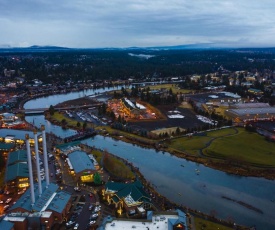 Hampton Inn & Suites Bend