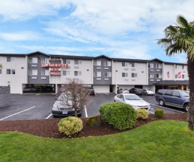 Clackamas Inn and Suites