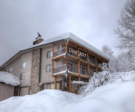 Modern Condo Perfect for Mount Hood Adventures