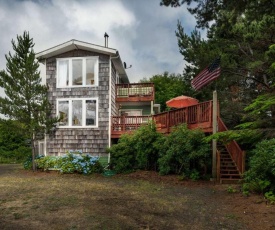 Fernglen Forested Beach Retreat