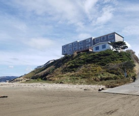 Seagull Beachfront Inn