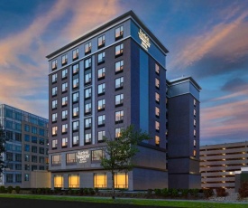 Fairfield by Marriott Inn & Suites Boston Medford