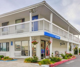 Motel 6-Medford, OR - North