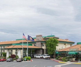 Rogue Regency Inn & Suites