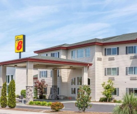 Super 8 by Wyndham Central Pt Medford