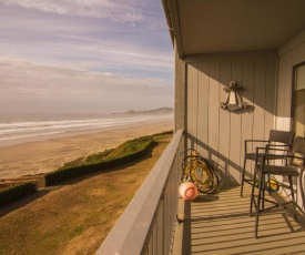 Nye Beach Condos & Cottages