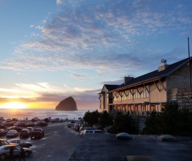 Headlands Coastal Lodge & Spa