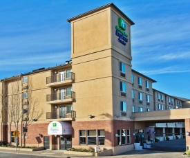 Holiday Inn Express Hotel & Suites Portland-Northwest Downtown, an IHG Hotel