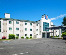 Motel 6-Portland, OR - North