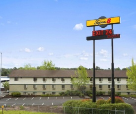 Super 8 by Wyndham Portland Airport