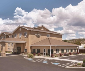 Country Inn & Suites by Radisson, Prineville, OR