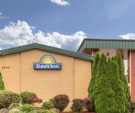 Days Inn by Wyndham Black Bear