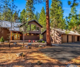 Aspen Lodge - Large Deck, Hot Tub & Fairway View home