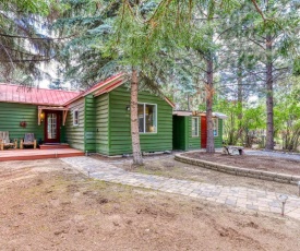 Sisters Downtown 1930s Cottage