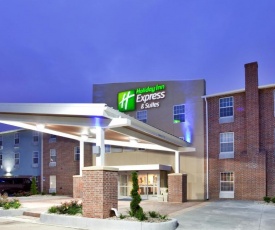 Holiday Inn Express Hotel & Suites North Kansas City, an IHG Hotel